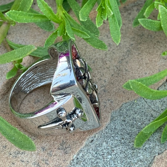 Alan K Cross on Red Stingray with Swords 🗡 on Sides Sterling Silver Ring - Picture 4 of 12